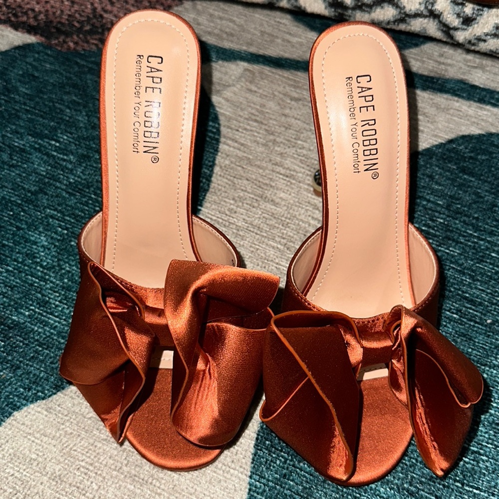 Cape Robbin Heels